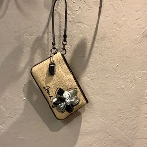 New with tag coach wristlet